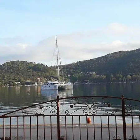 Korona Apartments Ithaka Exteriér fotografie